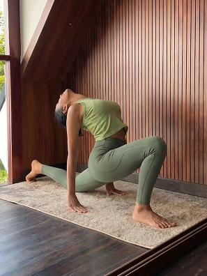 Torentovexila yoga leggings lifestyle photo