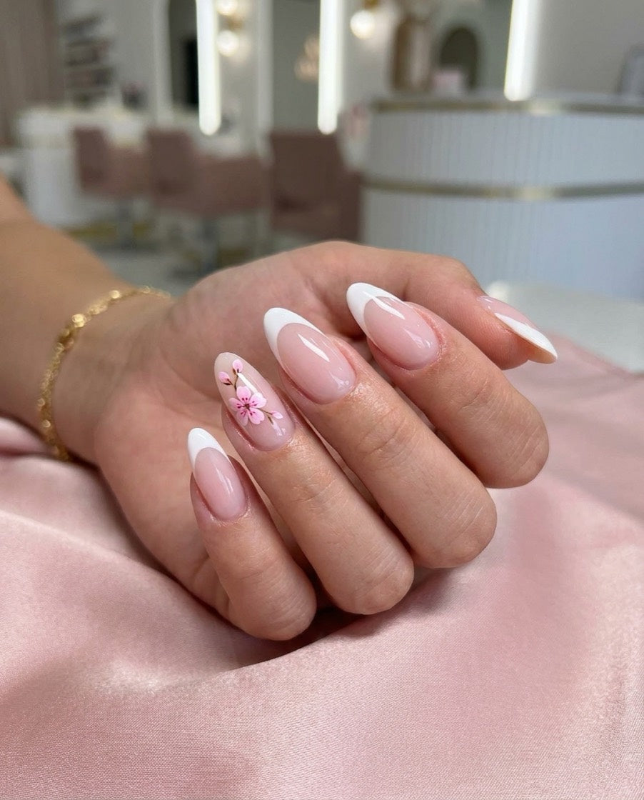 The 2-Week Press-On Nail Kit